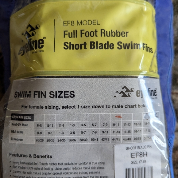 Full foot rubber short blade swim fins - Picture 2 of 2